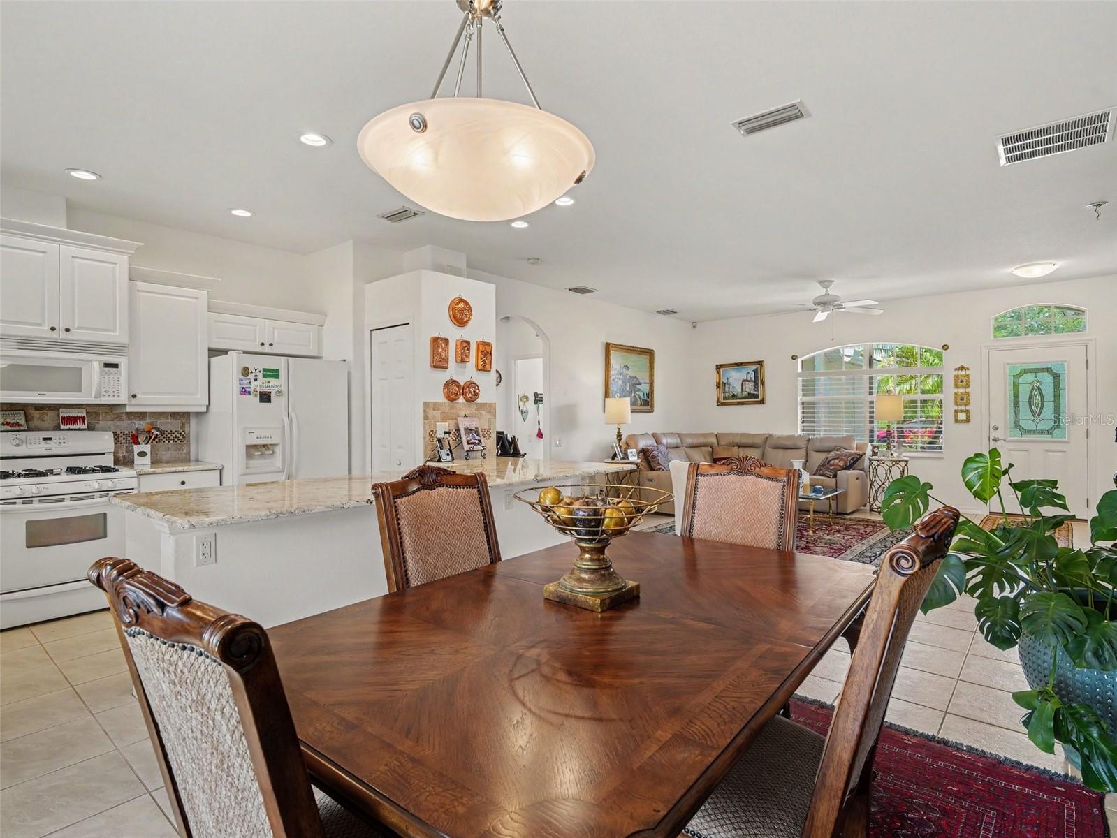 BOBCAT TRAIL - Residential