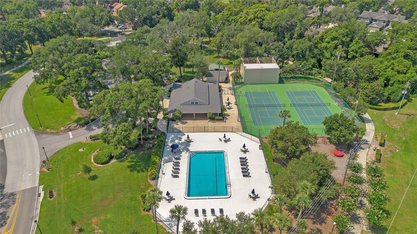 COUNTRY CREEK THE GLENS AT - Residential