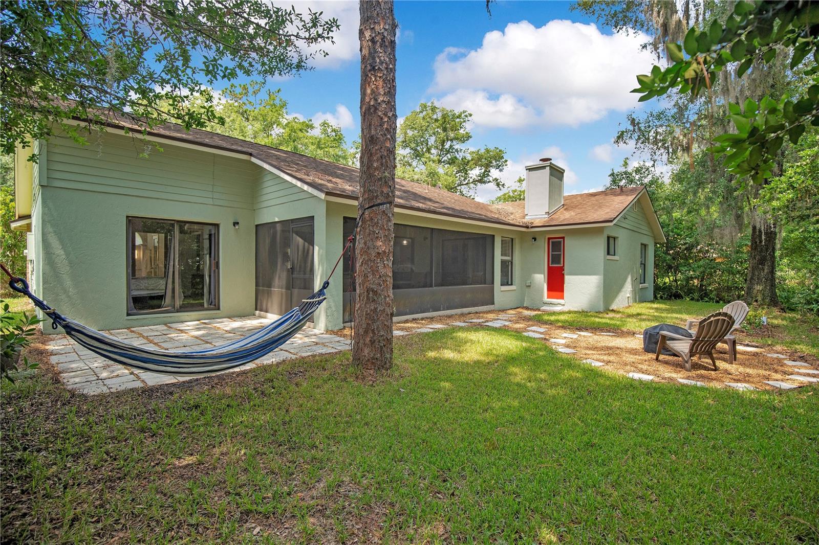 COUNTRY CREEK THE GLENS AT - Residential