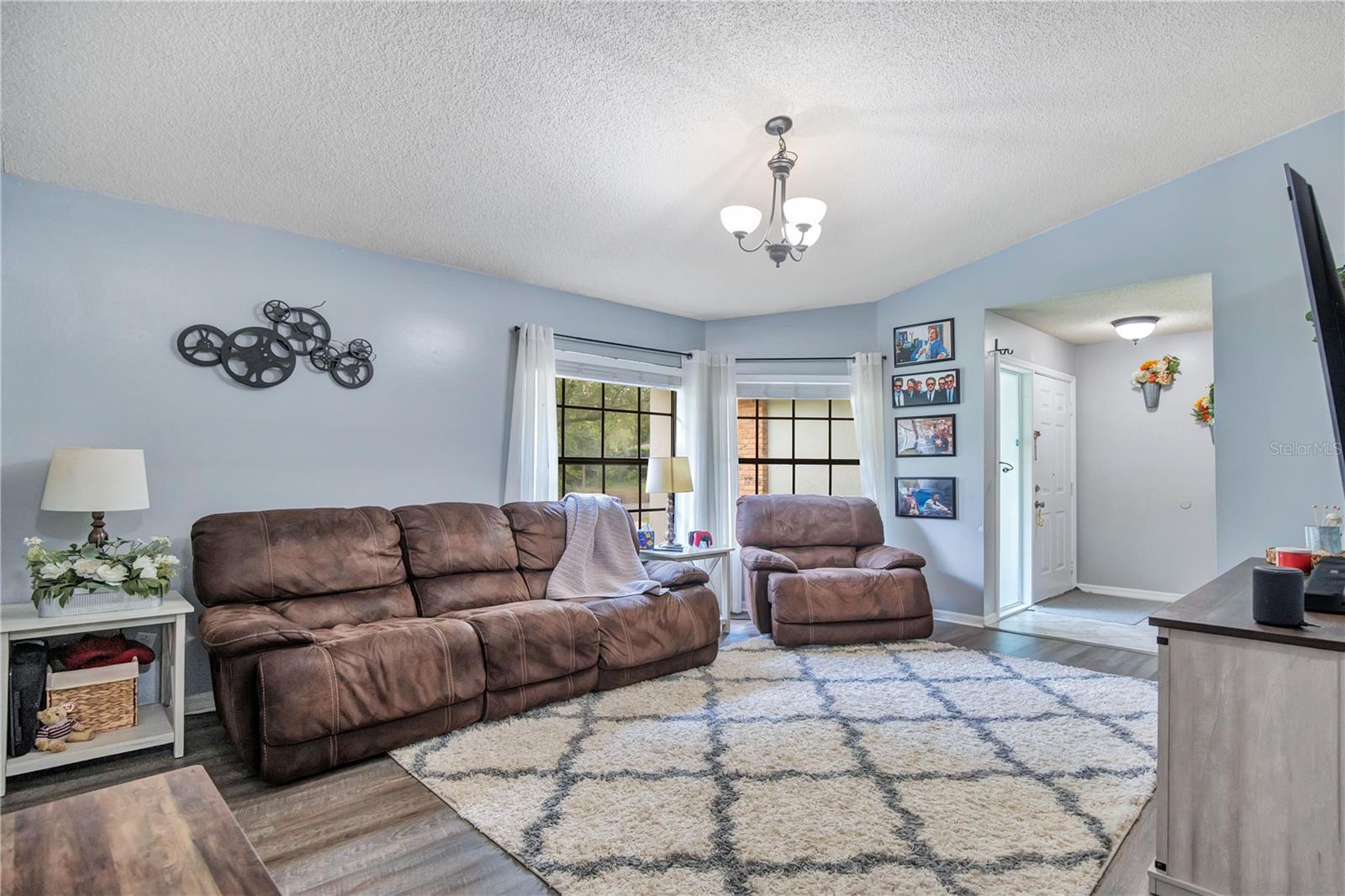 COUNTRY CREEK THE GLENS AT - Residential
