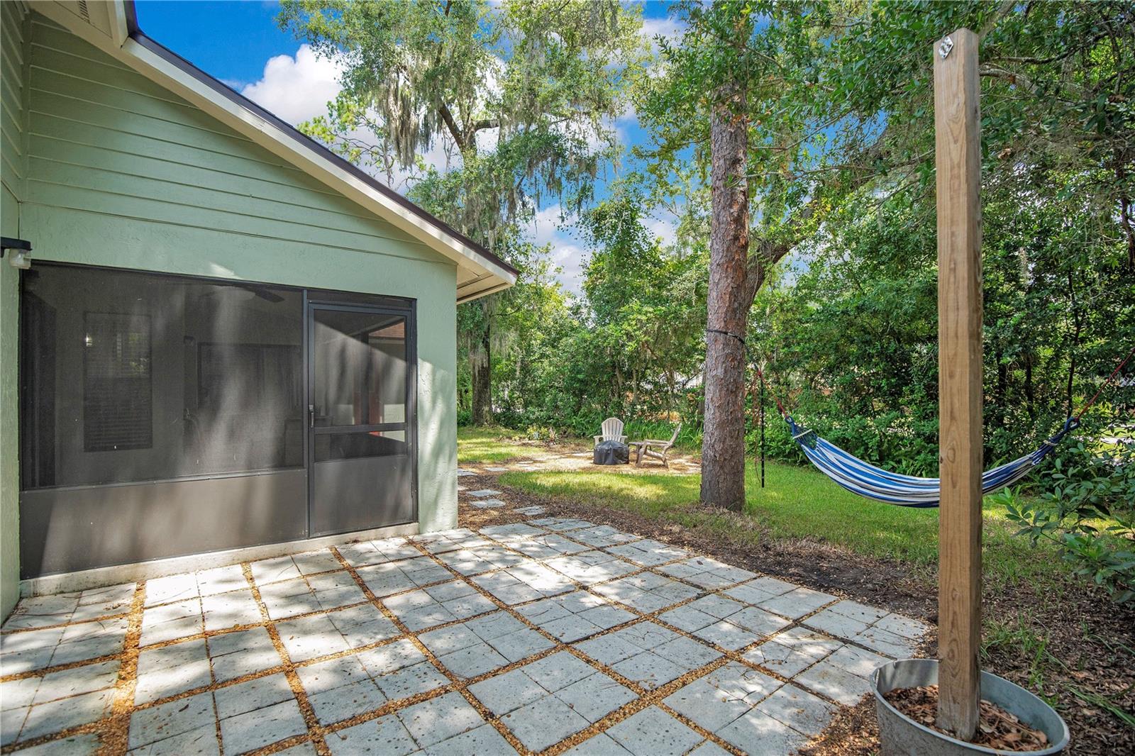 COUNTRY CREEK THE GLENS AT - Residential