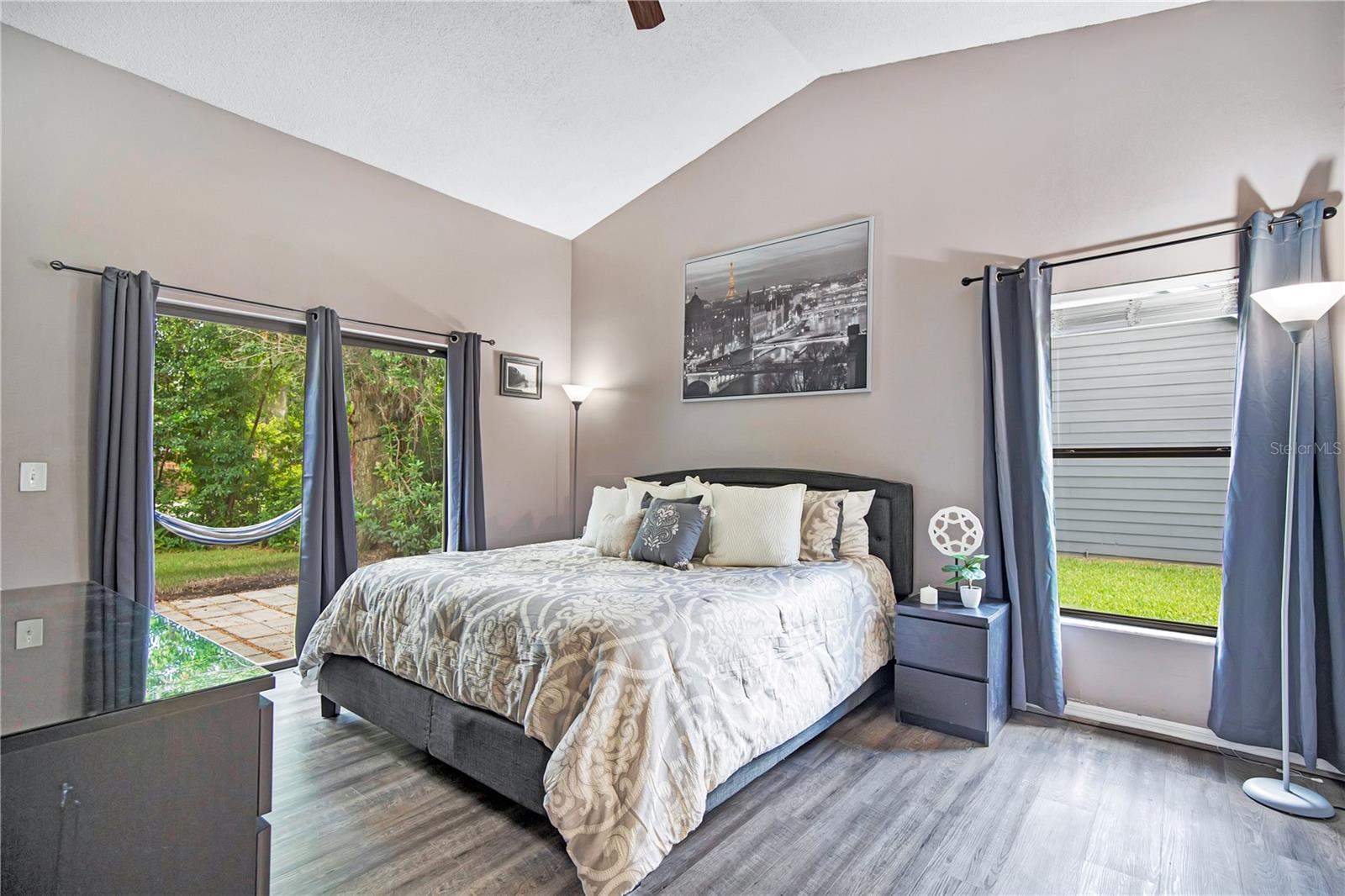 COUNTRY CREEK THE GLENS AT - Residential