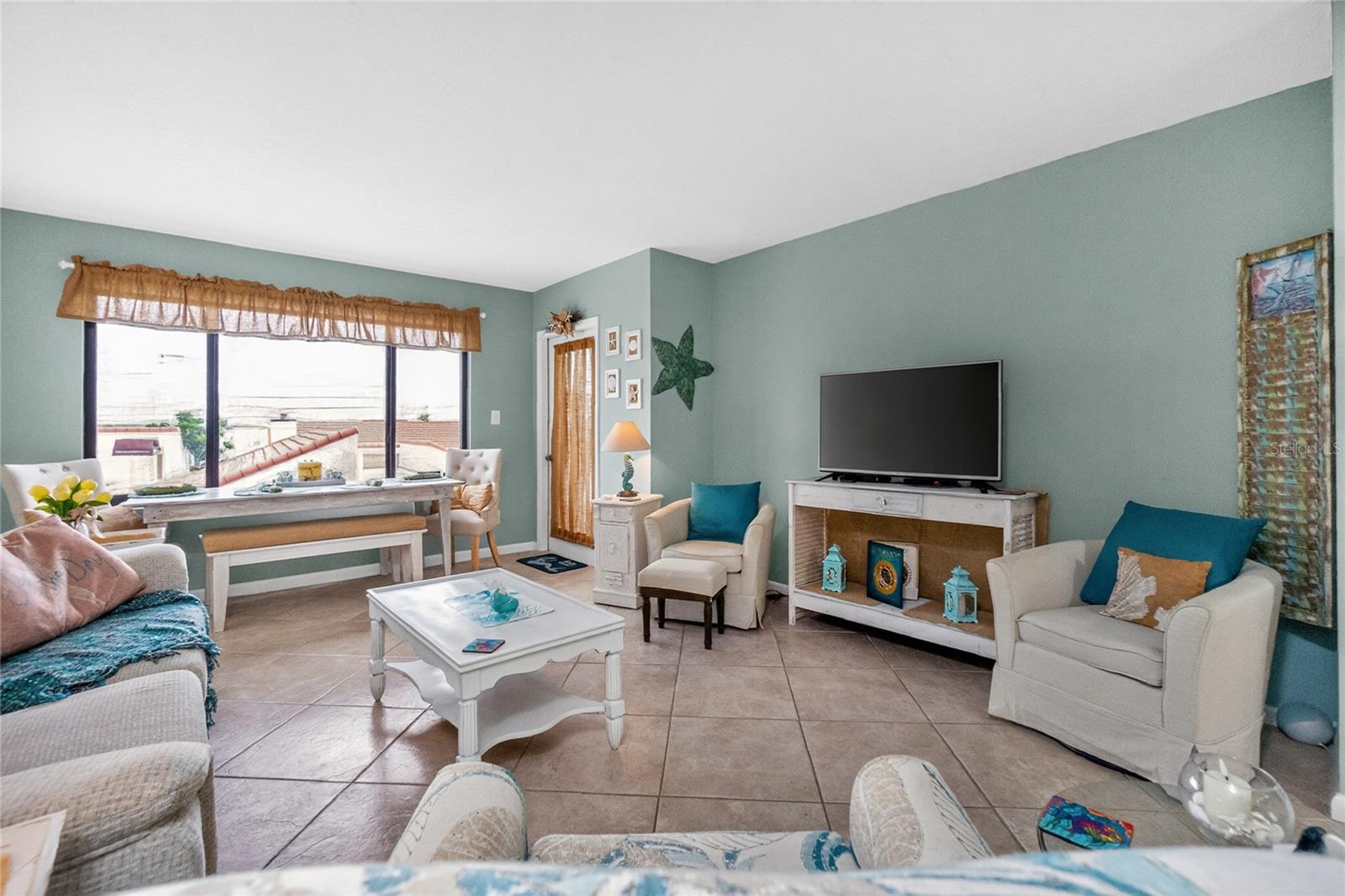 EMERALD POINTE PH 06 BLDG F - Residential