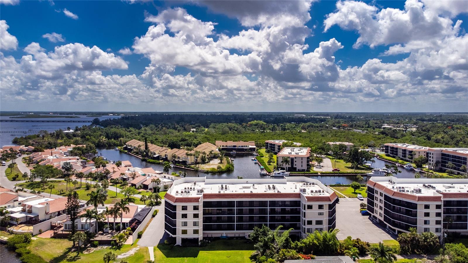 EMERALD POINTE PH 06 BLDG F - Residential
