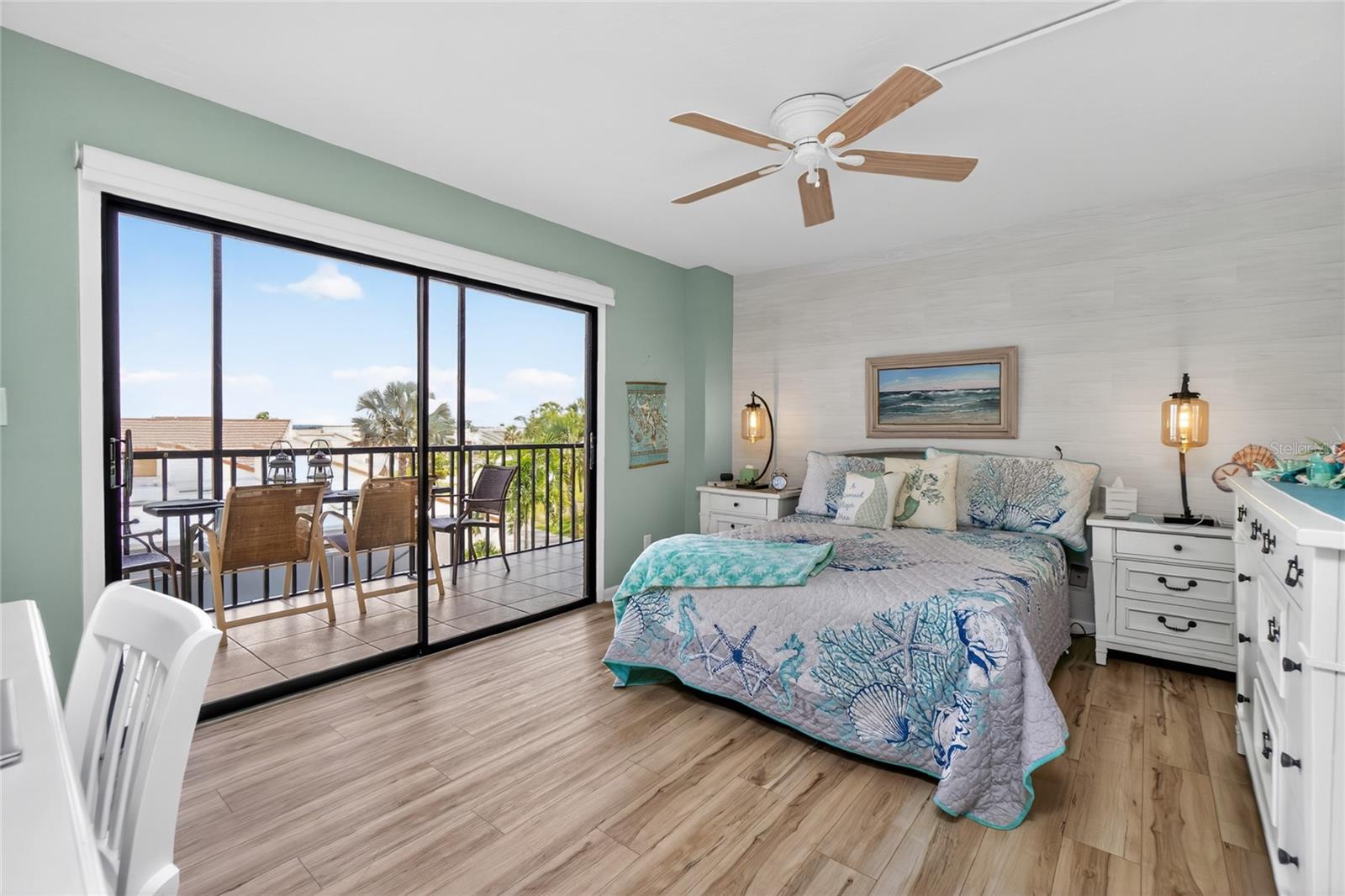 EMERALD POINTE PH 06 BLDG F - Residential