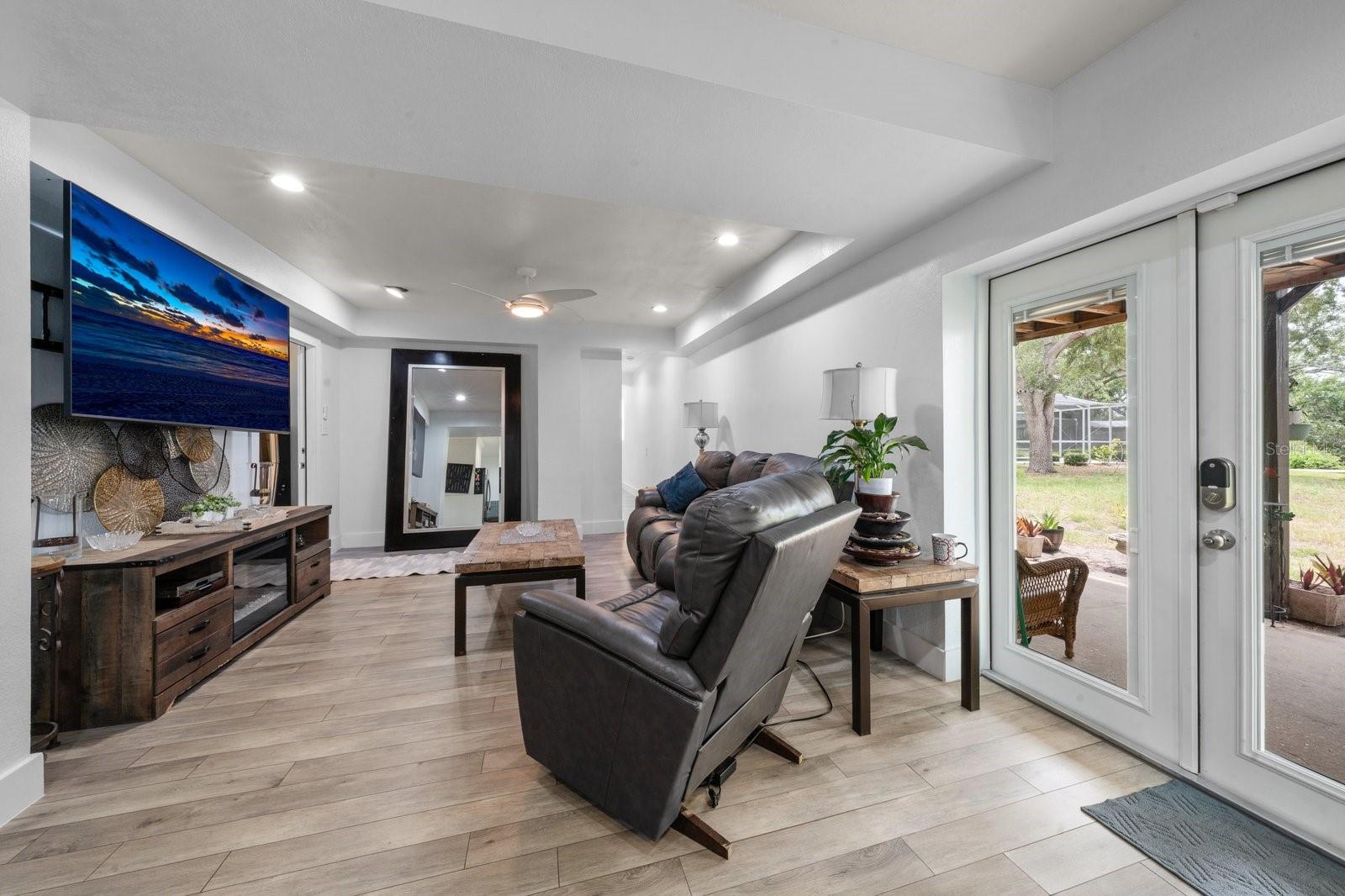 SUNSET HILLS - Residential