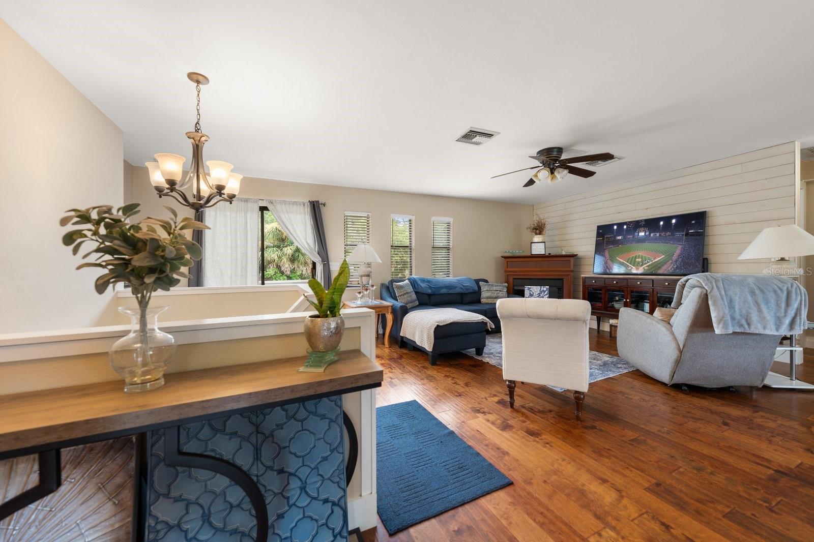 SUNSET HILLS - Residential