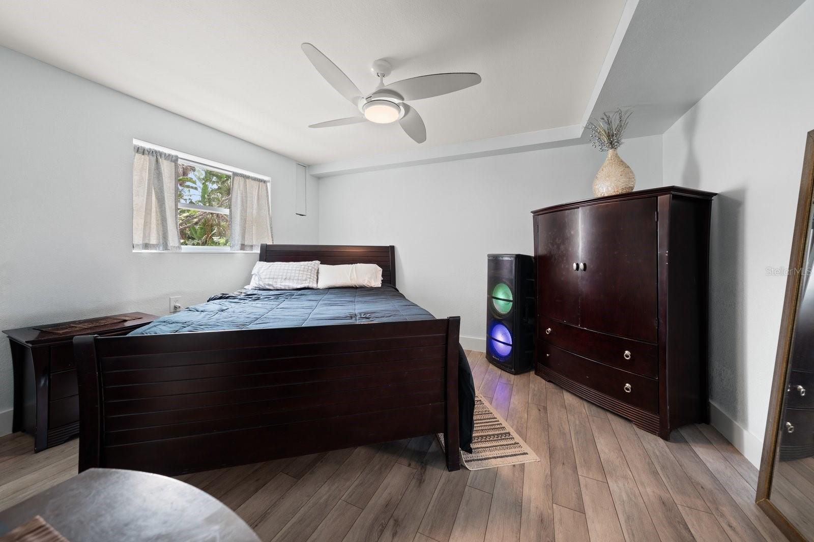 SUNSET HILLS - Residential