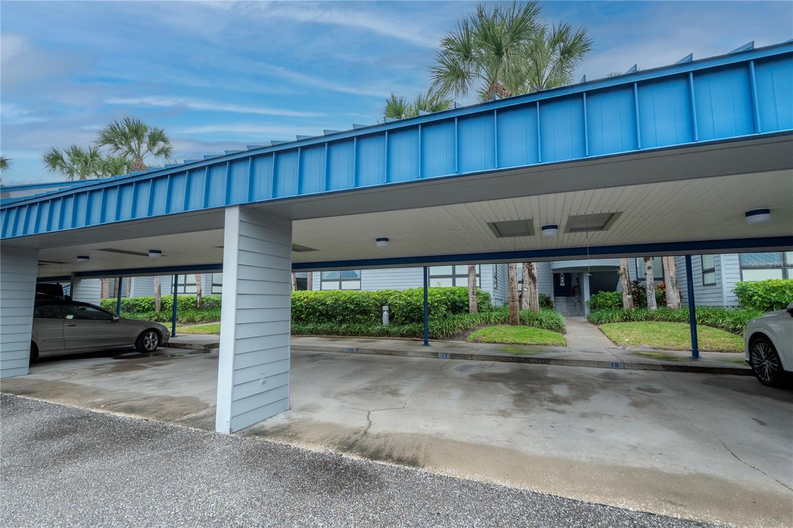PORT TIERRA CONDO - Residential