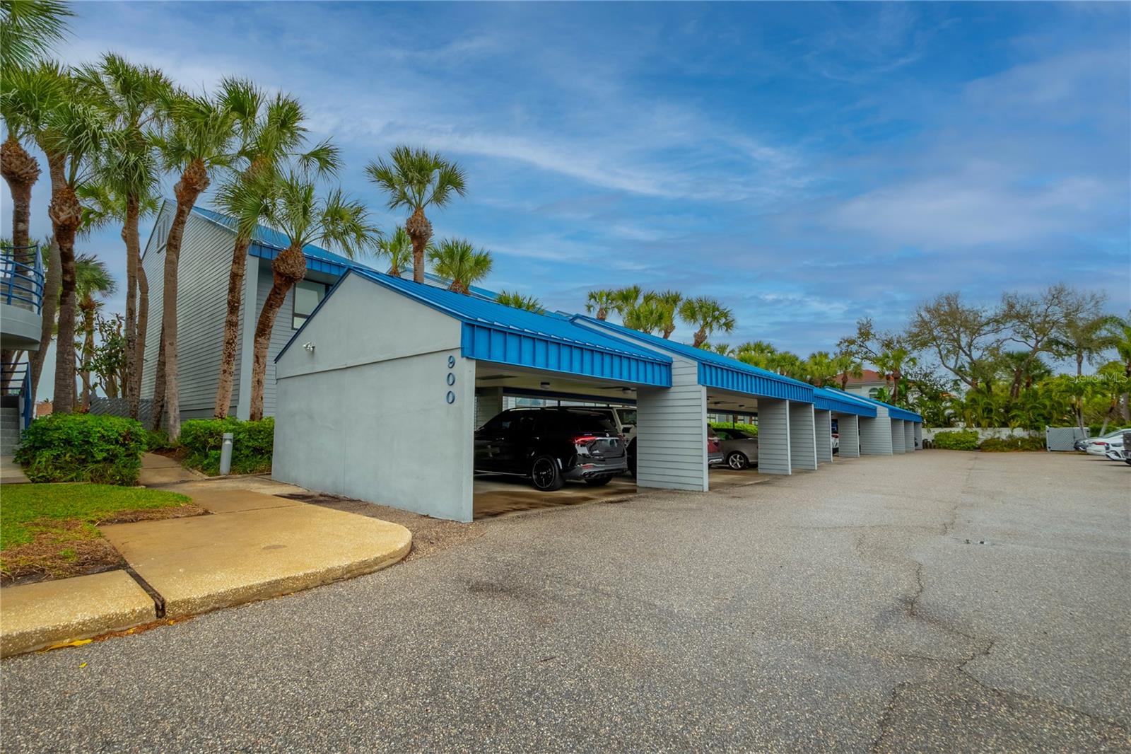 PORT TIERRA CONDO - Residential