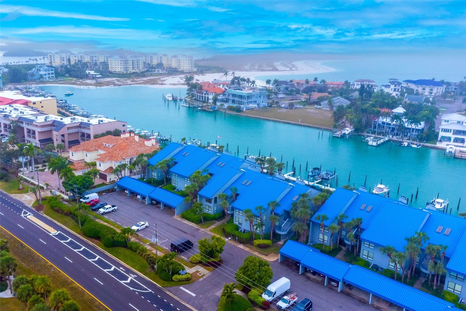 PORT TIERRA CONDO - Residential