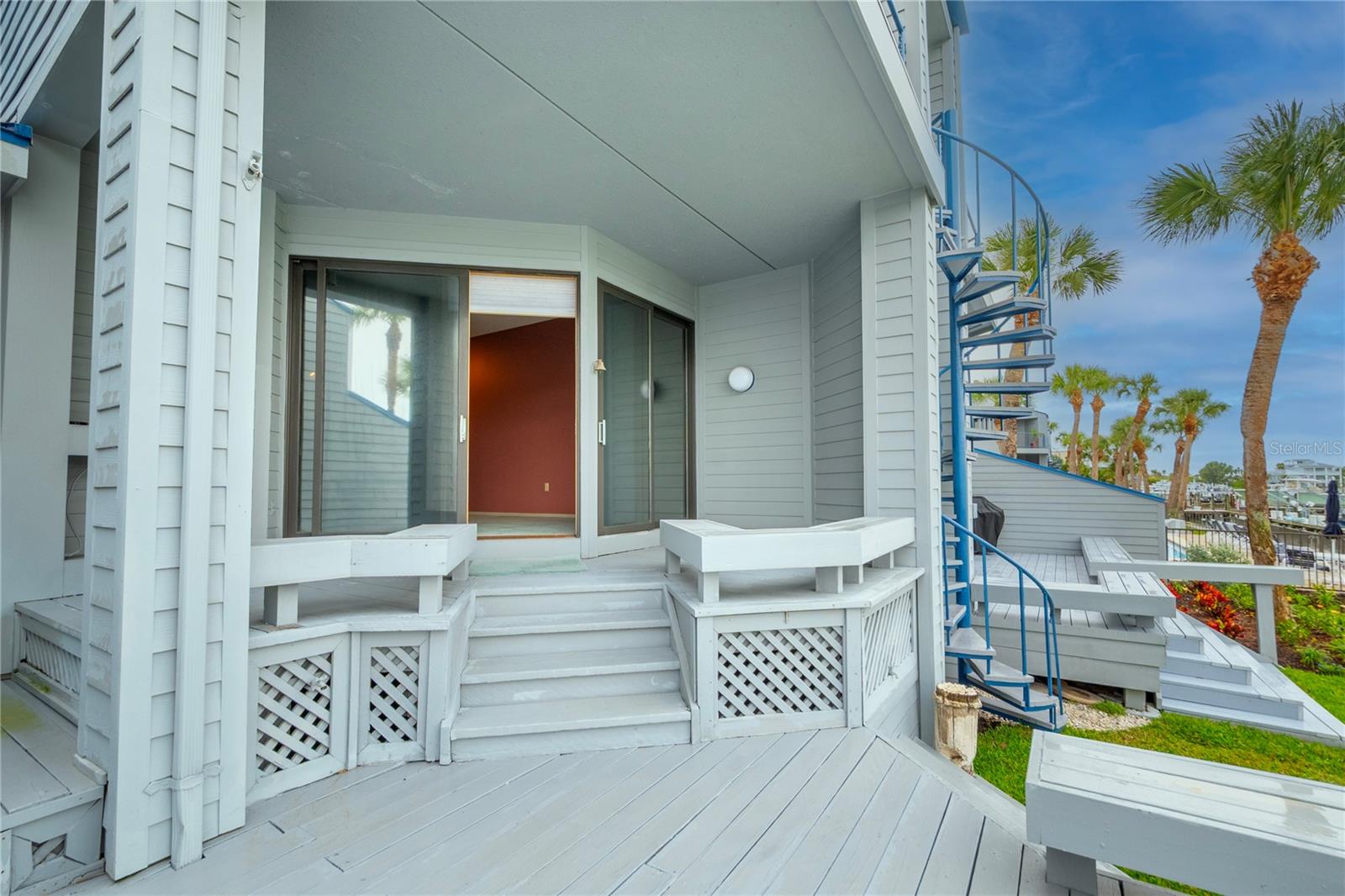 PORT TIERRA CONDO - Residential