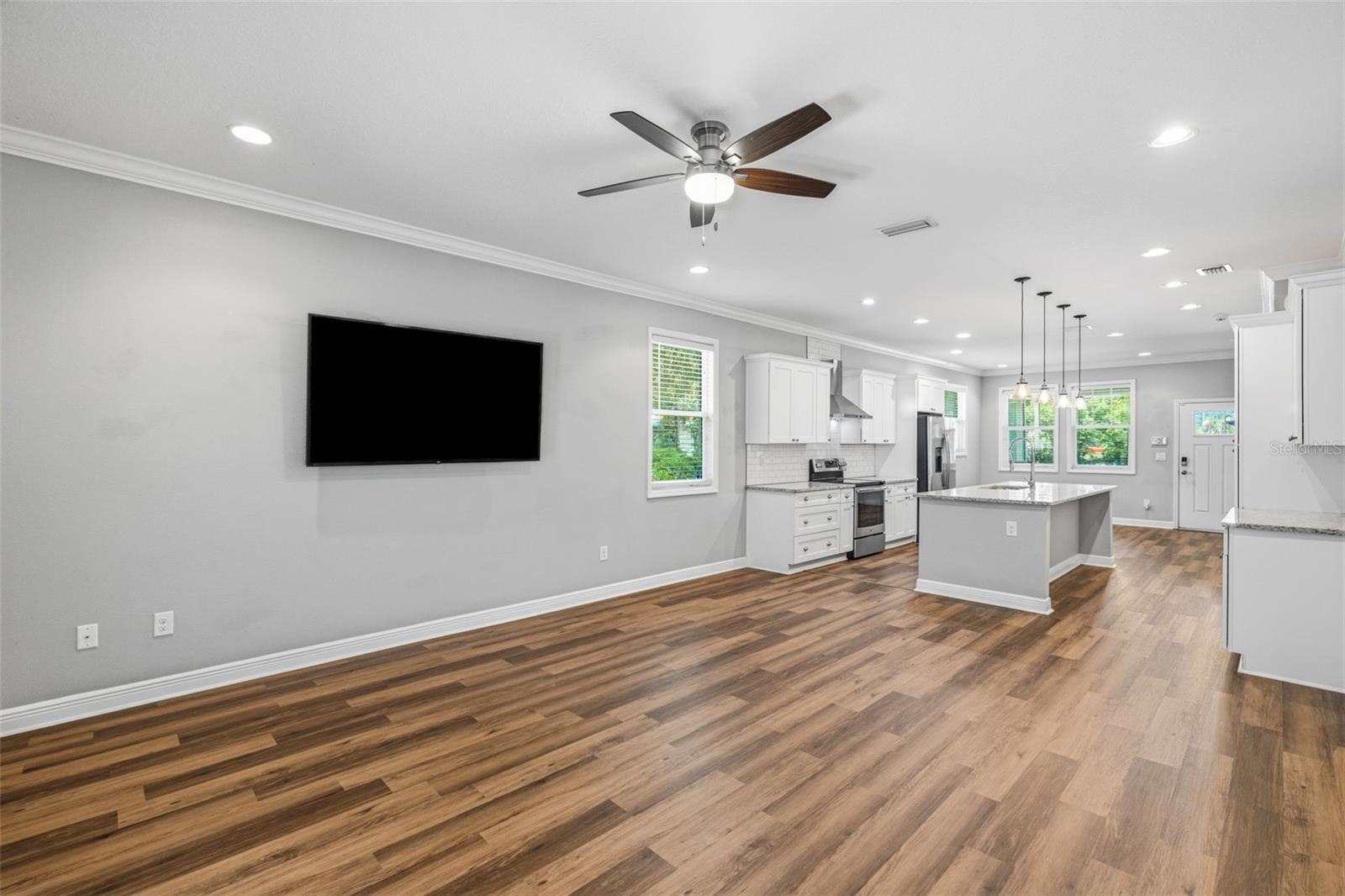 CALIFORNIA HEIGHTS ADD - Residential