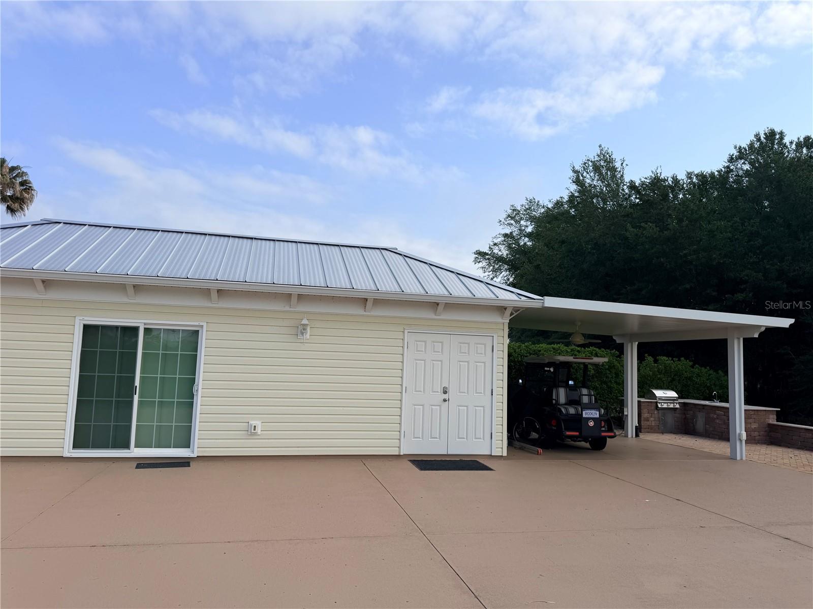 FLORIDA GRANDE MOTOR COACH RESIDENCE - Land