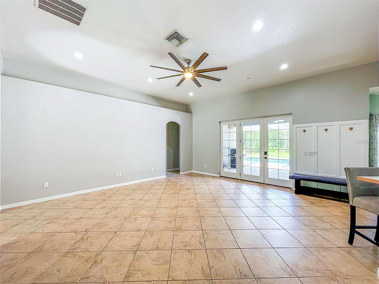 ROYAL TRAILS UNIT #1 - Residential