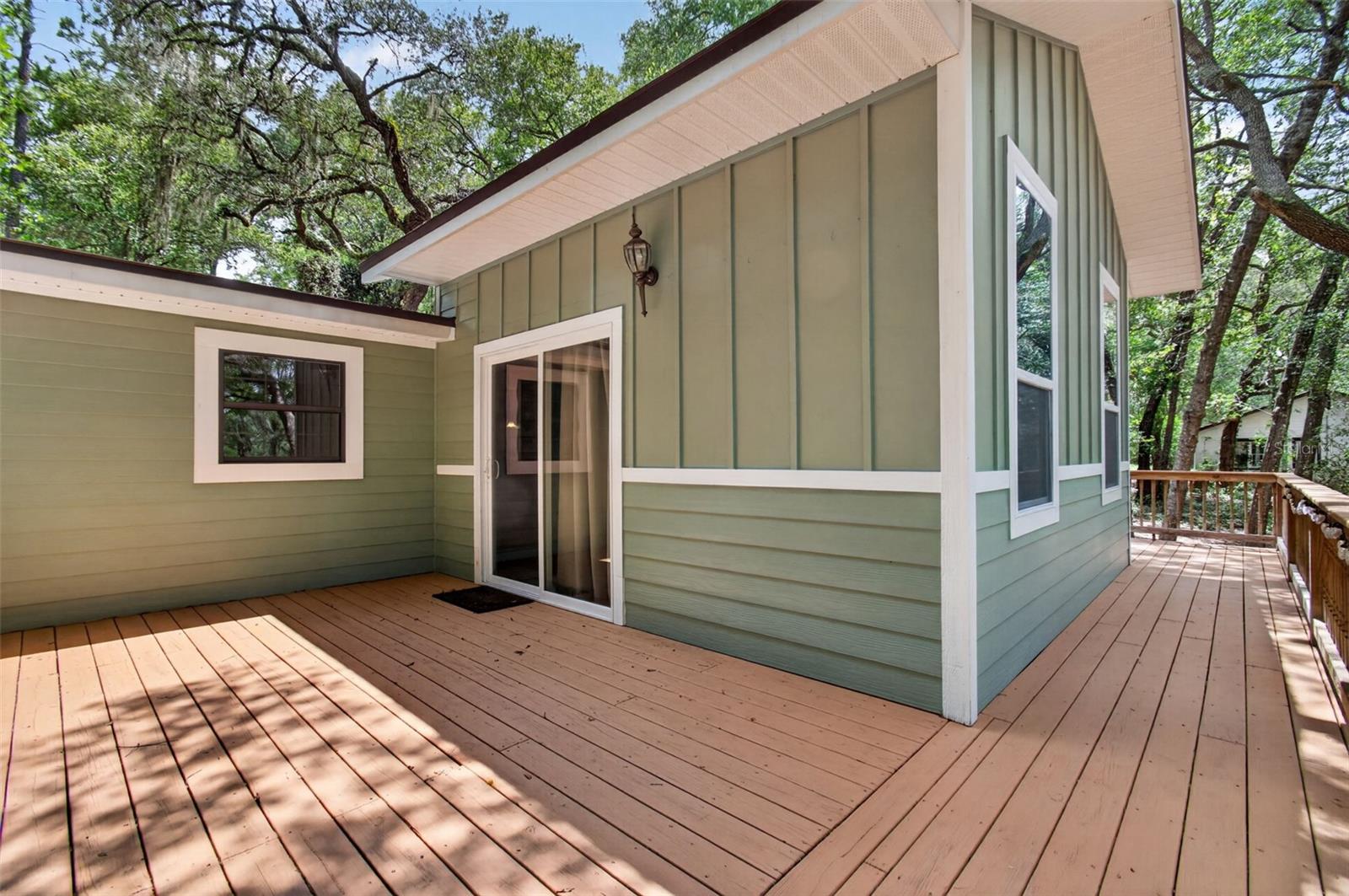 BEDFORD OAKS - Residential