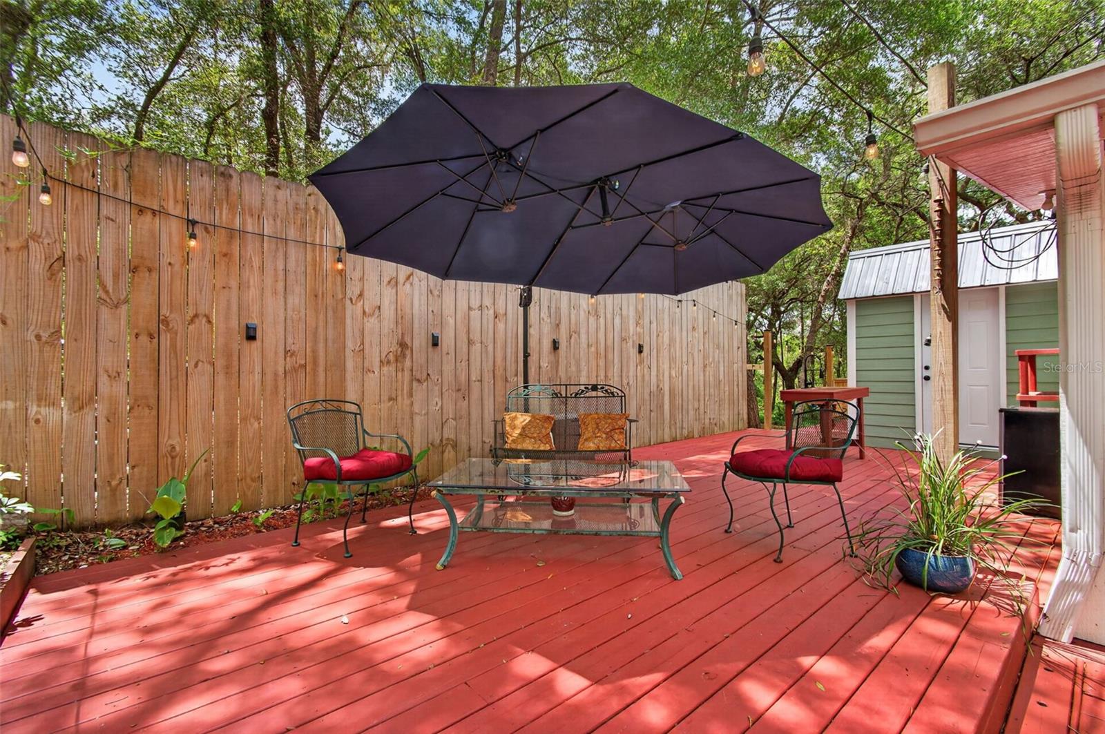 BEDFORD OAKS - Residential