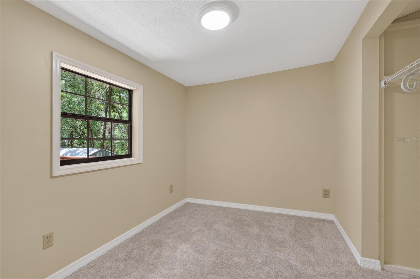 BEDFORD OAKS - Residential