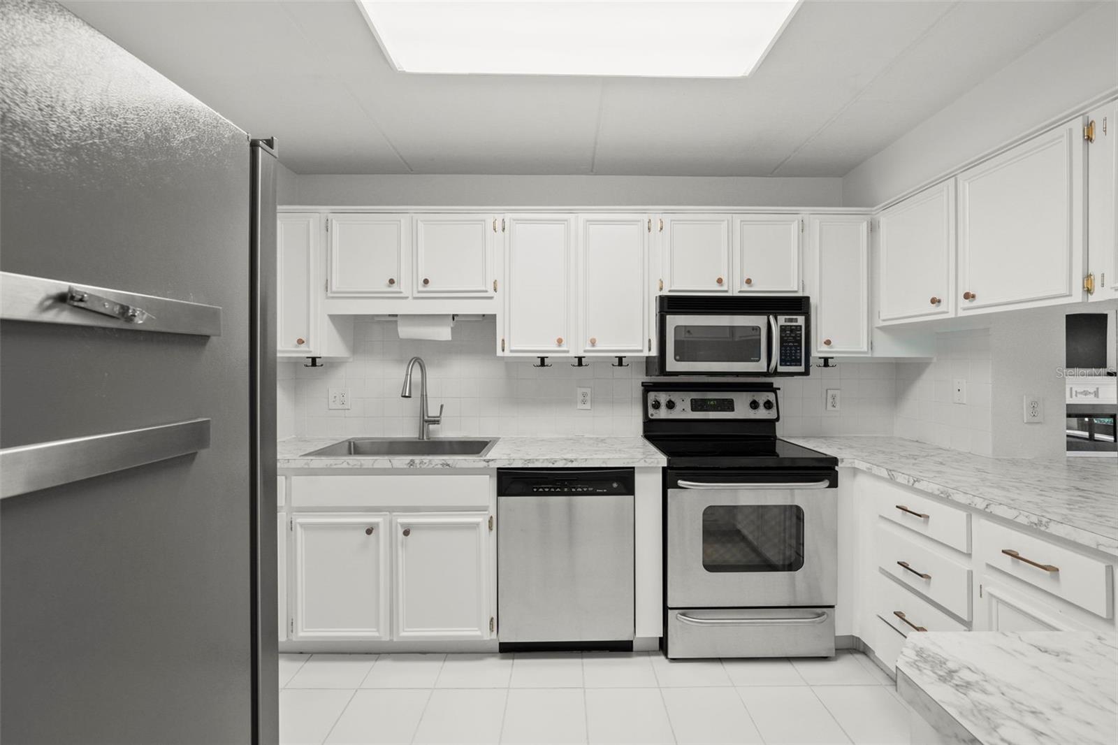 TARPON WOODS CONDO 3 - Residential Lease