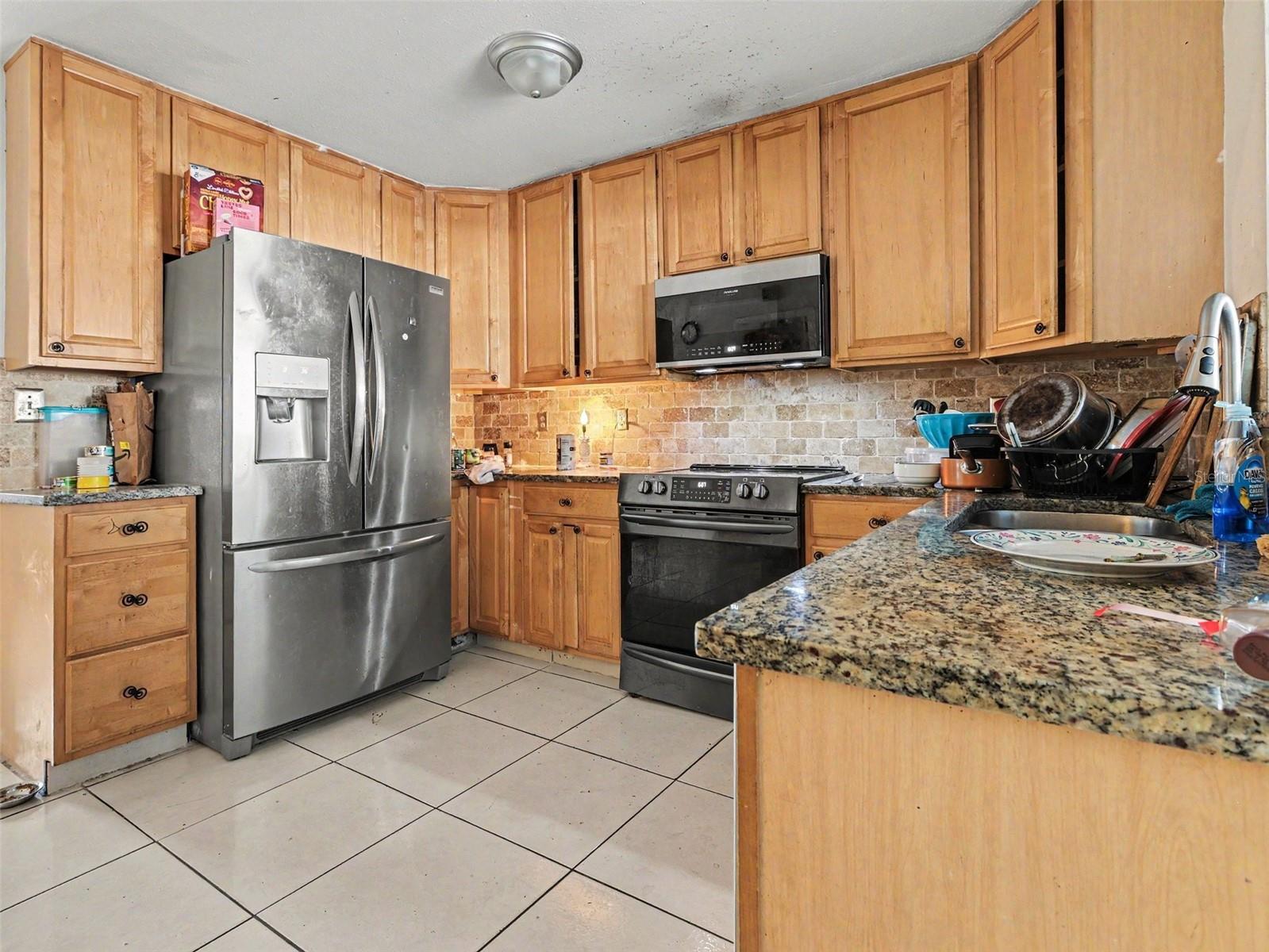 OAKMOUNT SUB - Residential