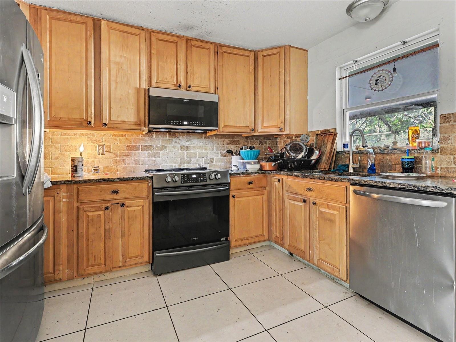 OAKMOUNT SUB - Residential