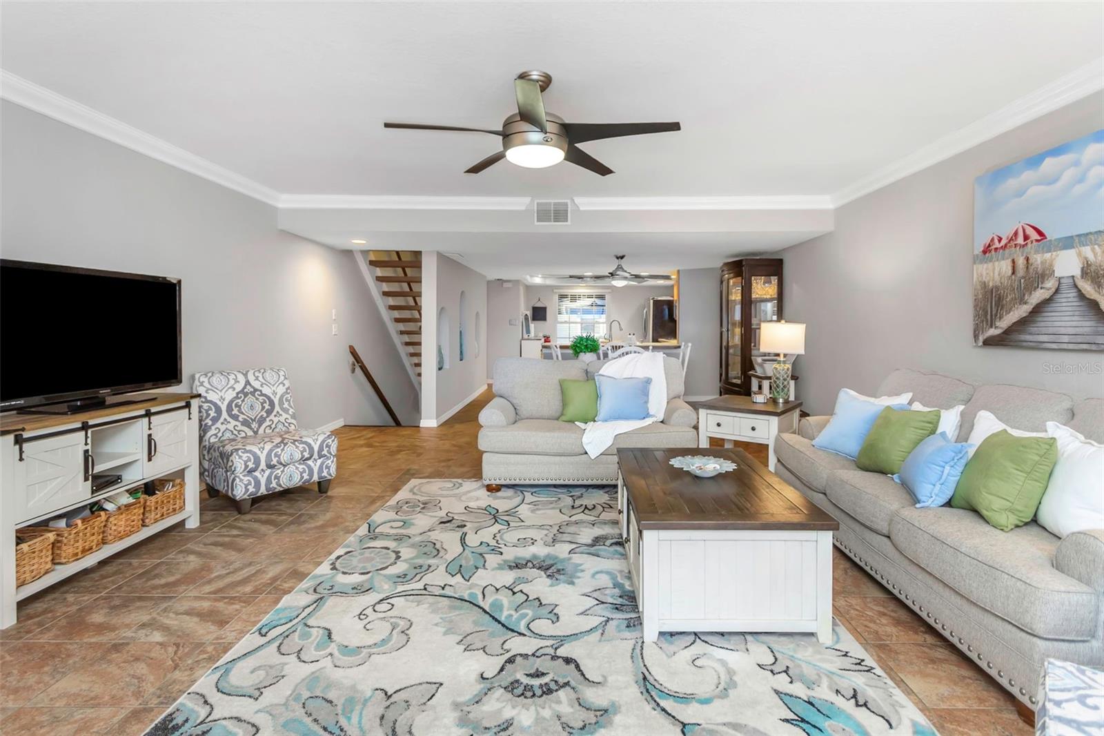 BAYWAY CONDO PH ONE - Residential