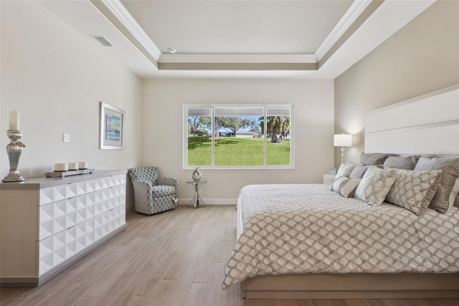 HARBOR HILLS COUNTRY CLUB - Residential