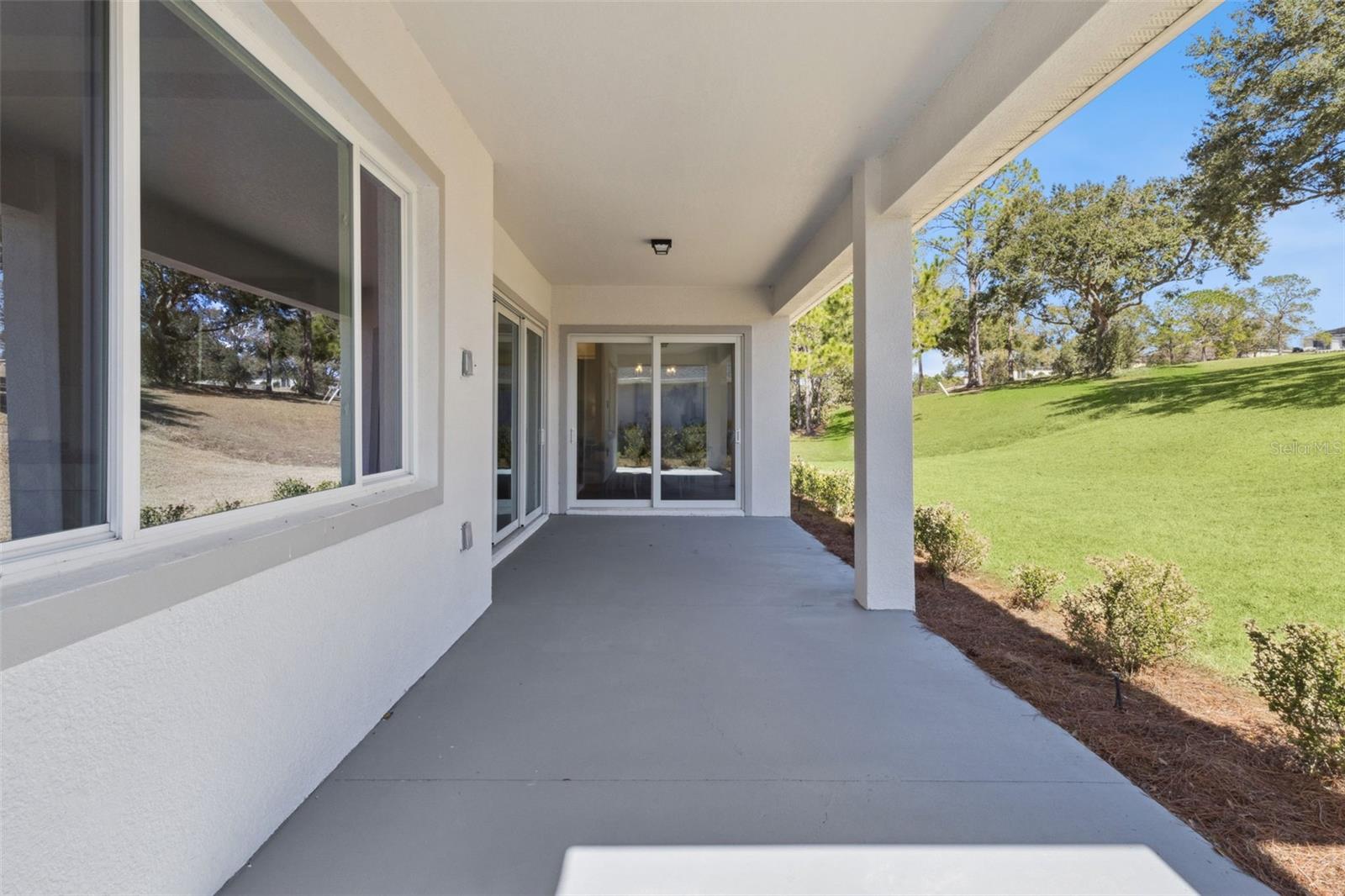 HARBOR HILLS COUNTRY CLUB - Residential