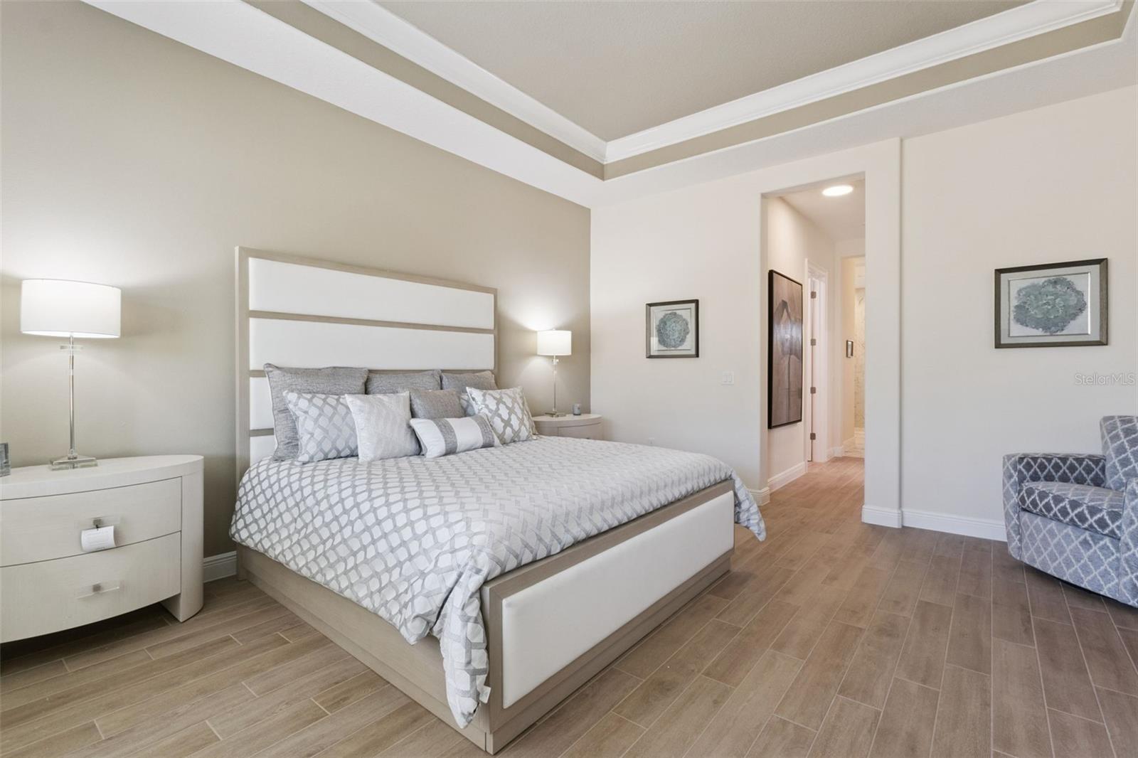 HARBOR HILLS COUNTRY CLUB - Residential