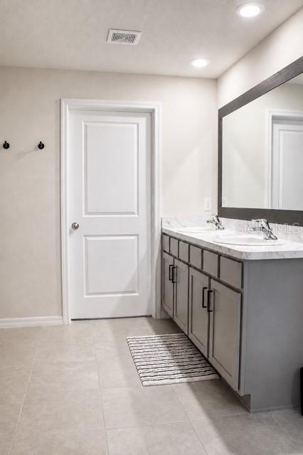 SILVERSTONE NORTH PH IC & ID - Residential