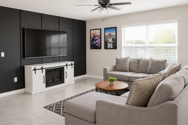SILVERSTONE NORTH PH IC & ID - Residential