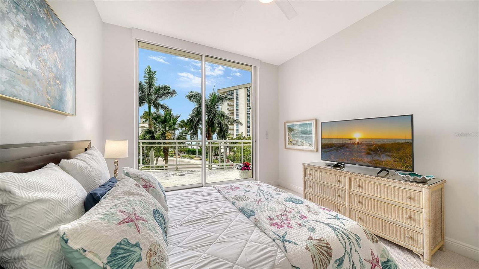 THE BEACH RESIDENCES - Residential