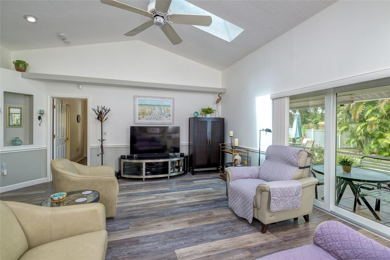COPPERFIELD - Residential
