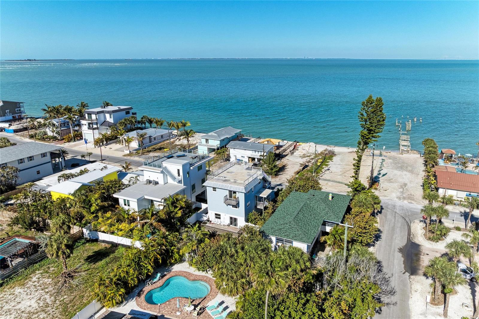 SHORE ACRES RESUBDIVIDED - Residential