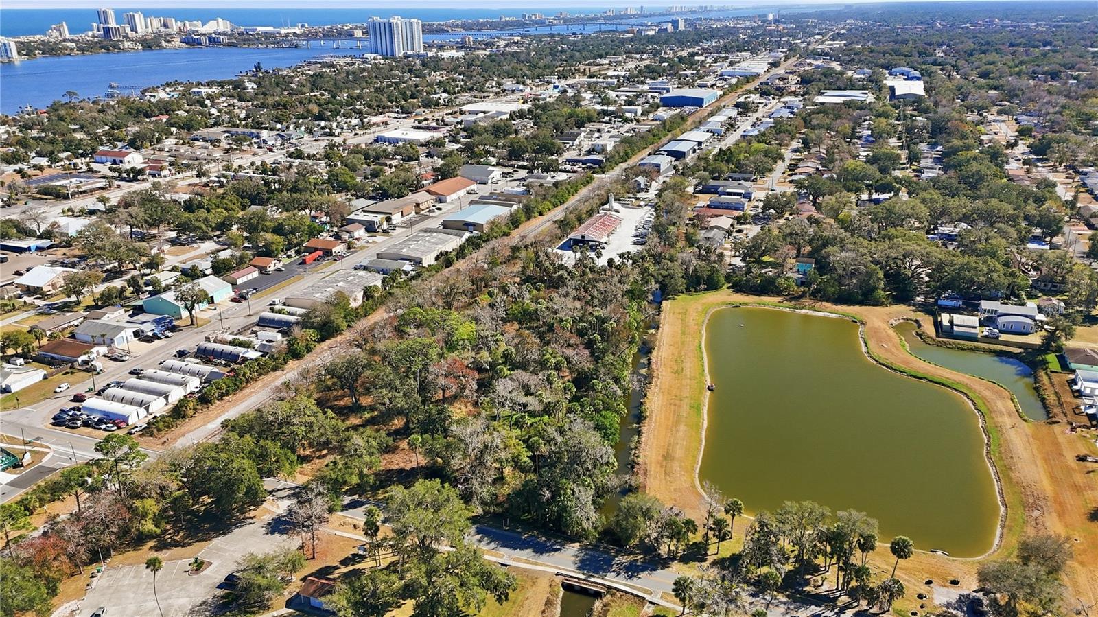 MASON & CARSWELLS HOLLY HILL - Commercial Sale