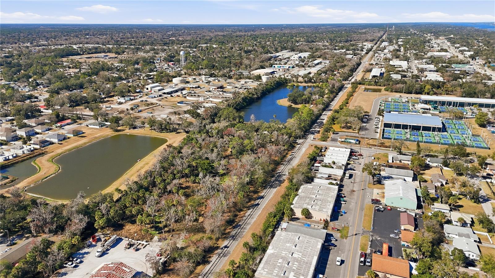 MASON & CARSWELLS HOLLY HILL - Commercial Sale