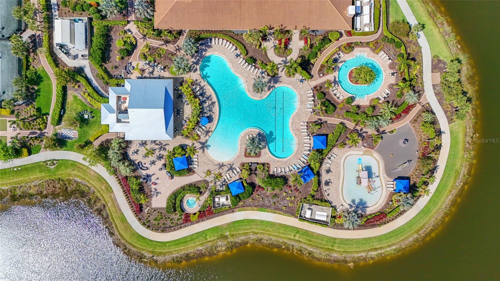 LEGACY ESTATES AT ESPLANADE ON PALMER RANCH - Residential