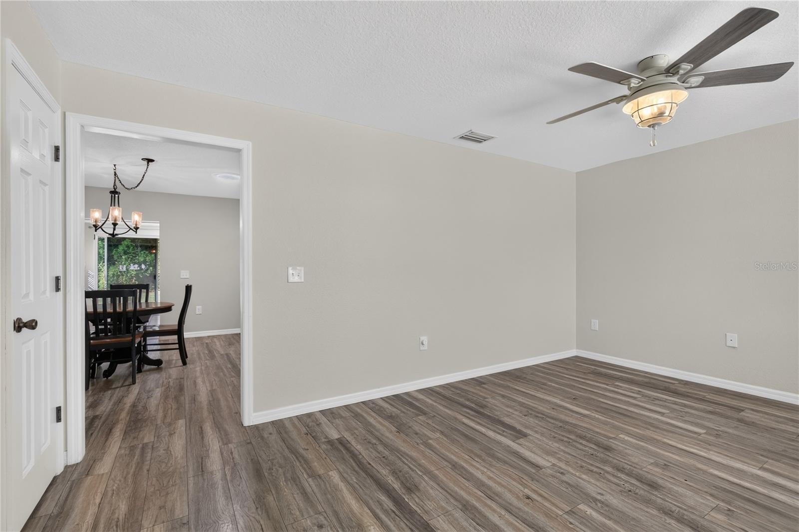 LAKE DORA PINES - Residential