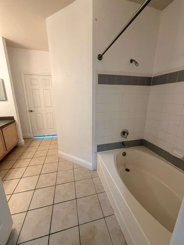 HAMPTONS/METROWEST - Residential