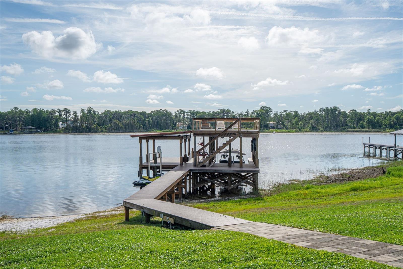 LAKE GEORGIA SHORES - Residential