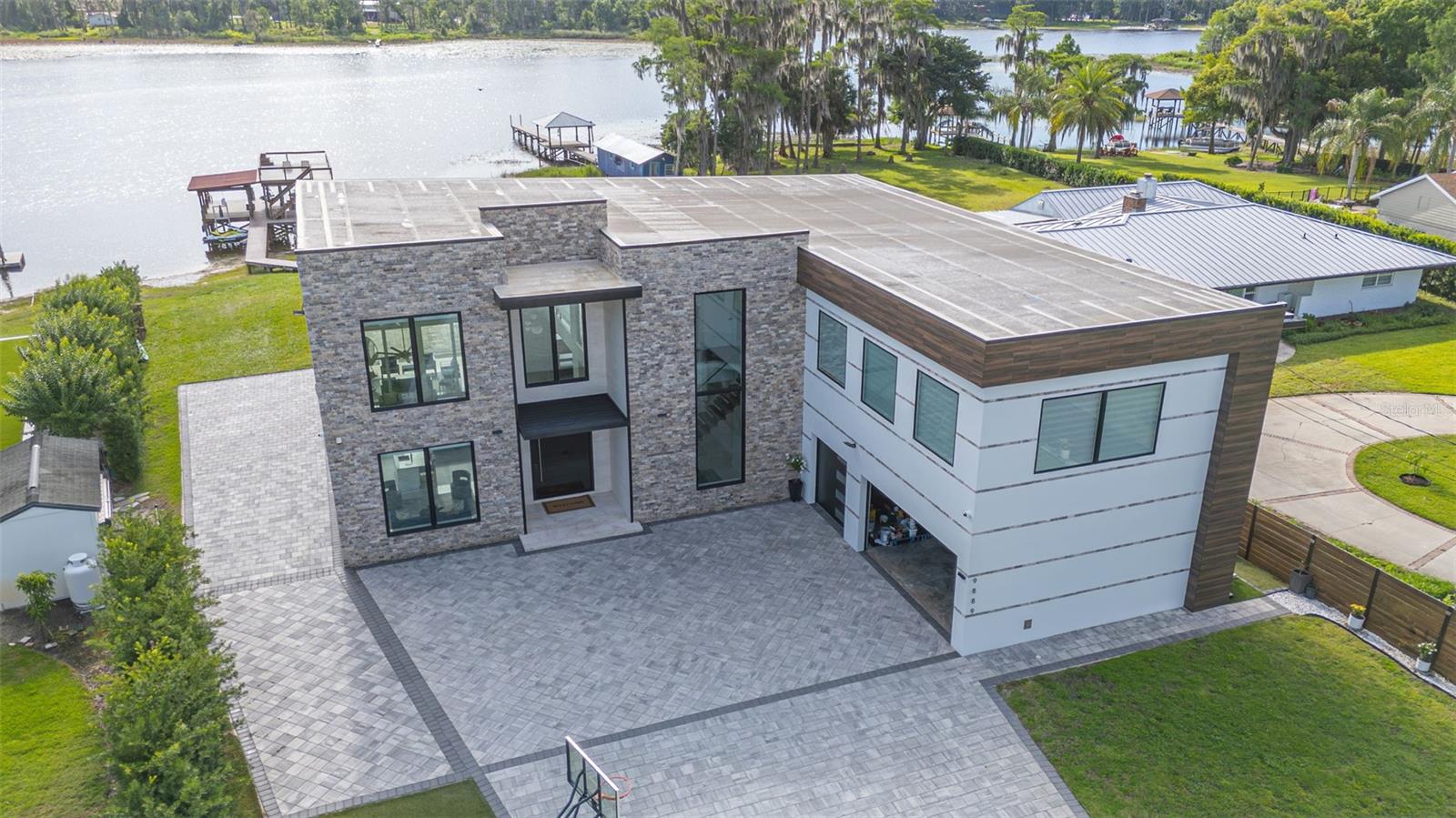 LAKE GEORGIA SHORES - Residential