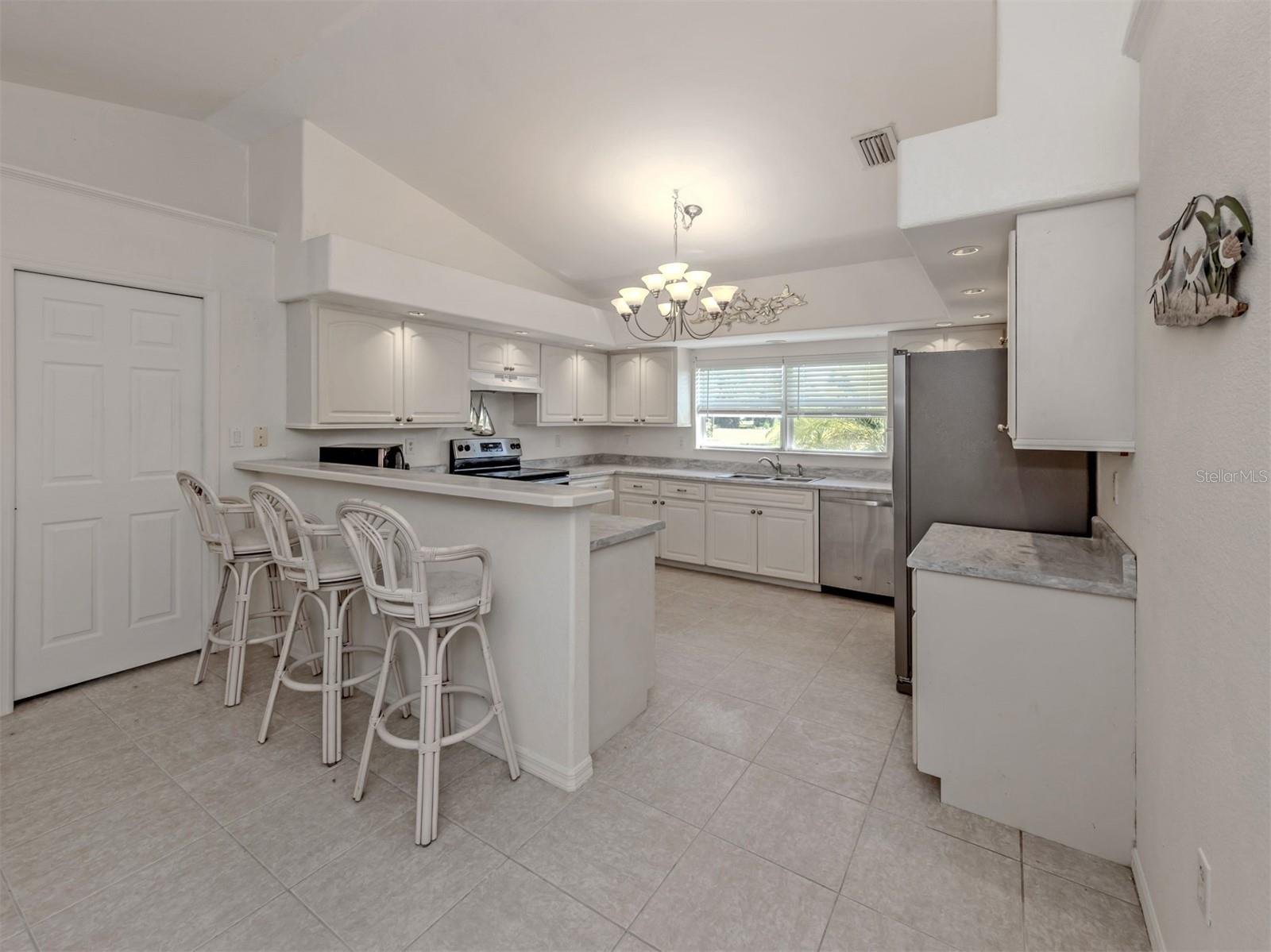 ROTONDA WEST PINE VALLEY - Residential