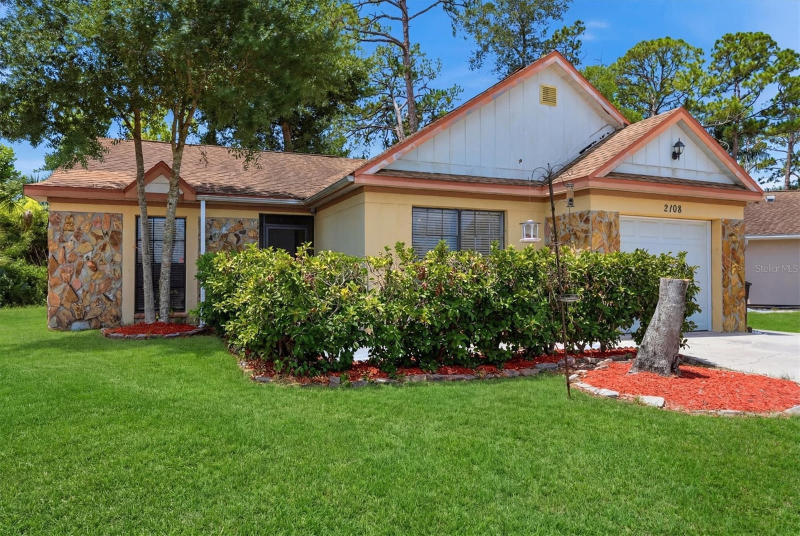 MEADOW LAKE - Residential