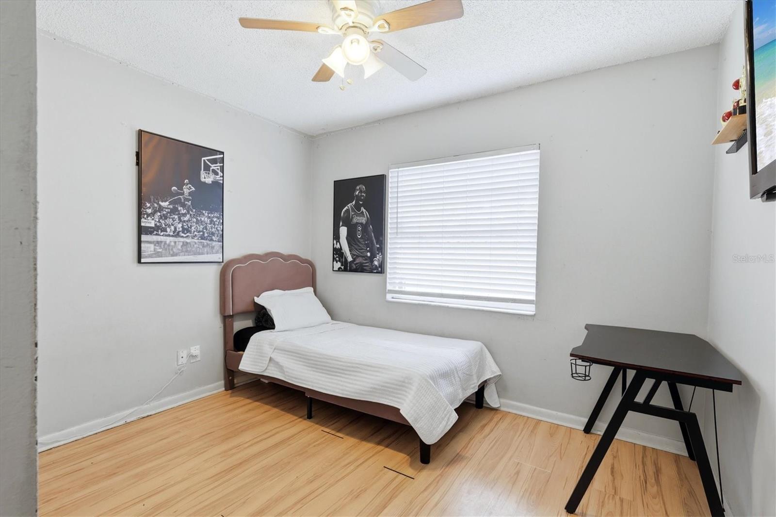 MEADOW LAKE - Residential