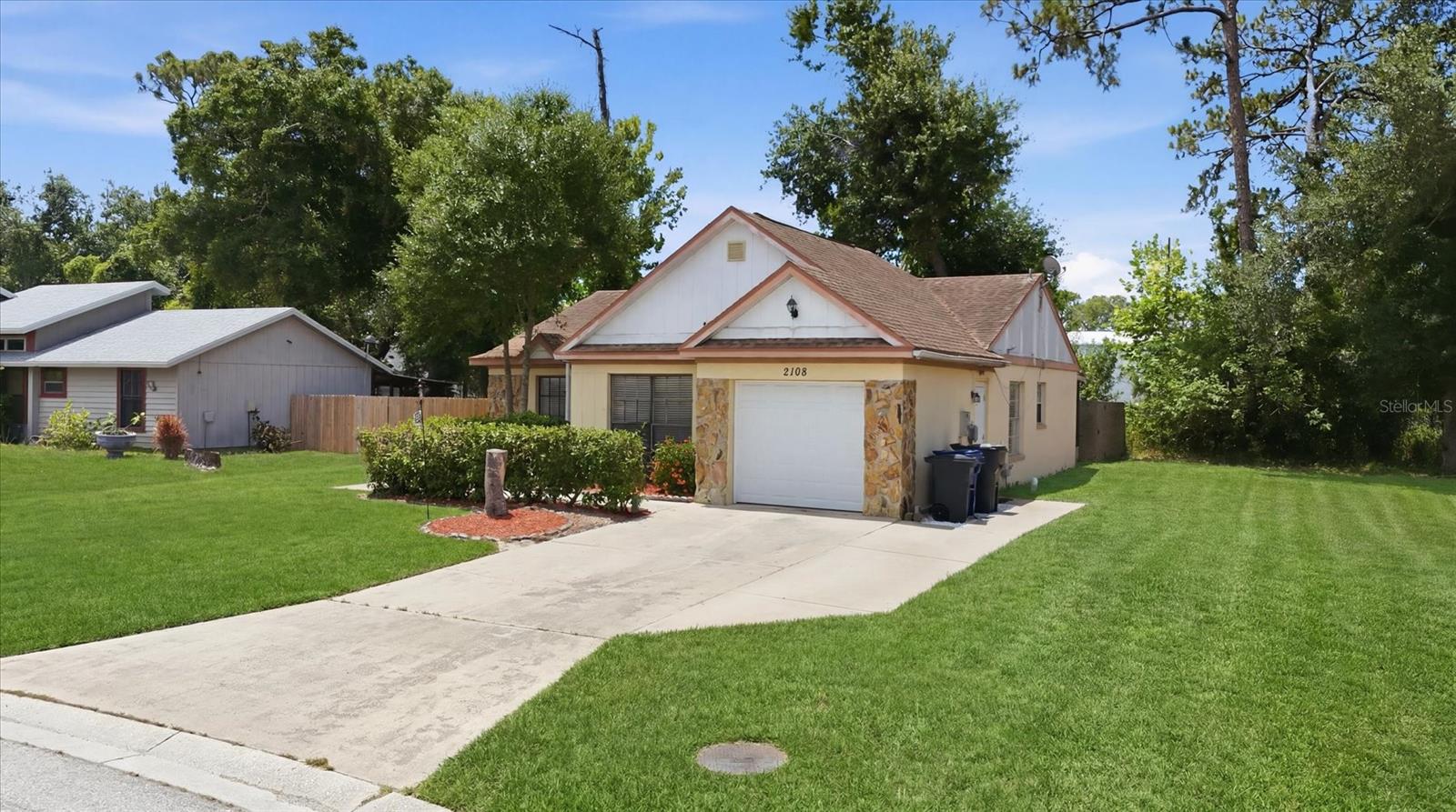 MEADOW LAKE - Residential