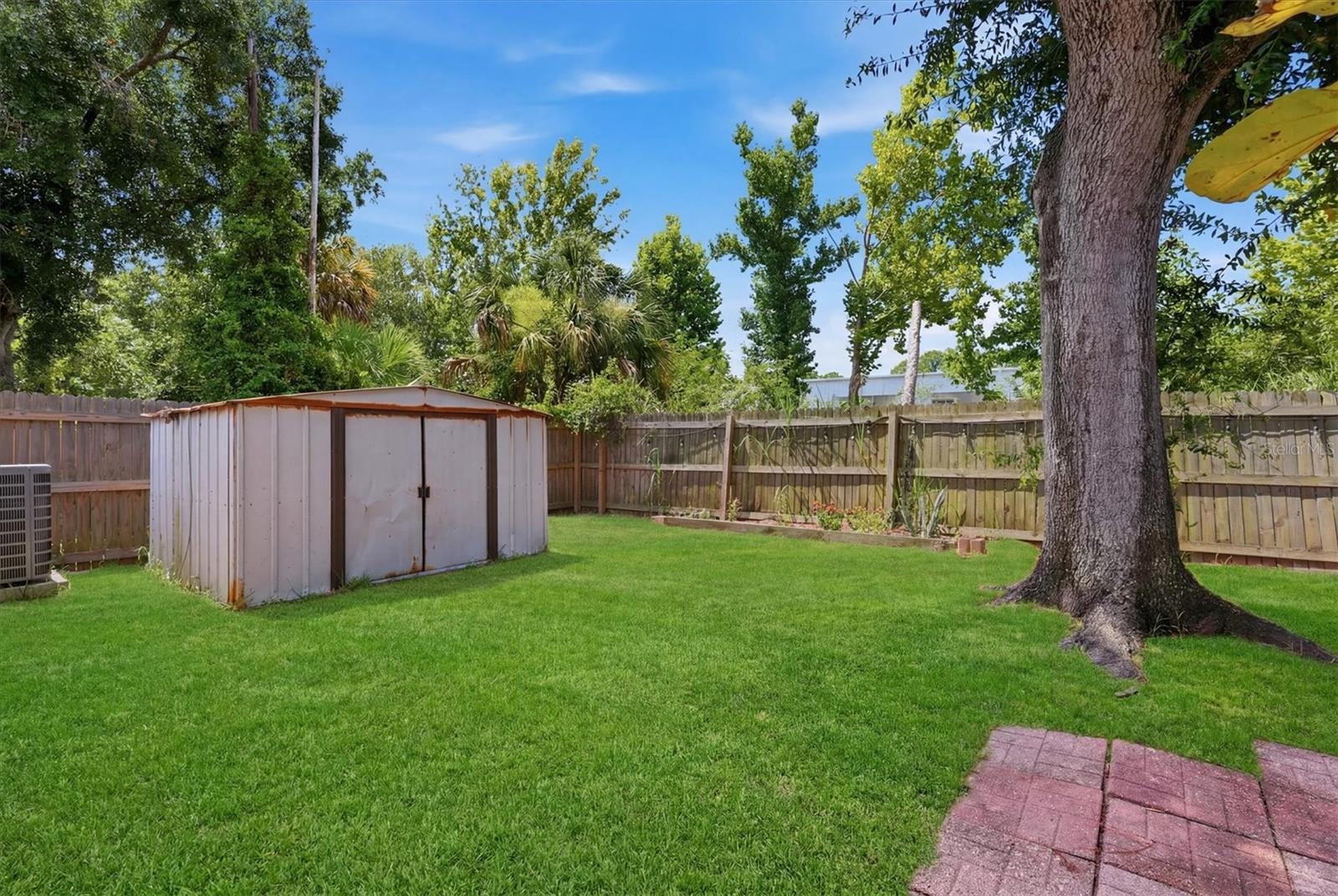 MEADOW LAKE - Residential