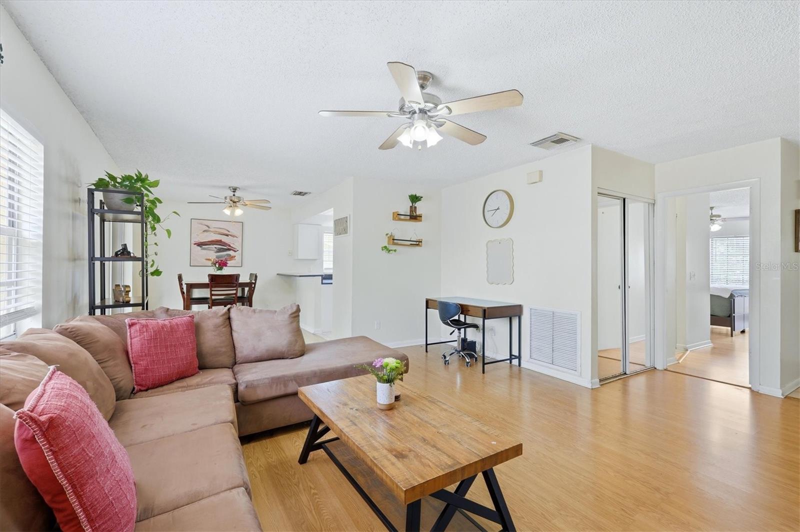 MEADOW LAKE - Residential