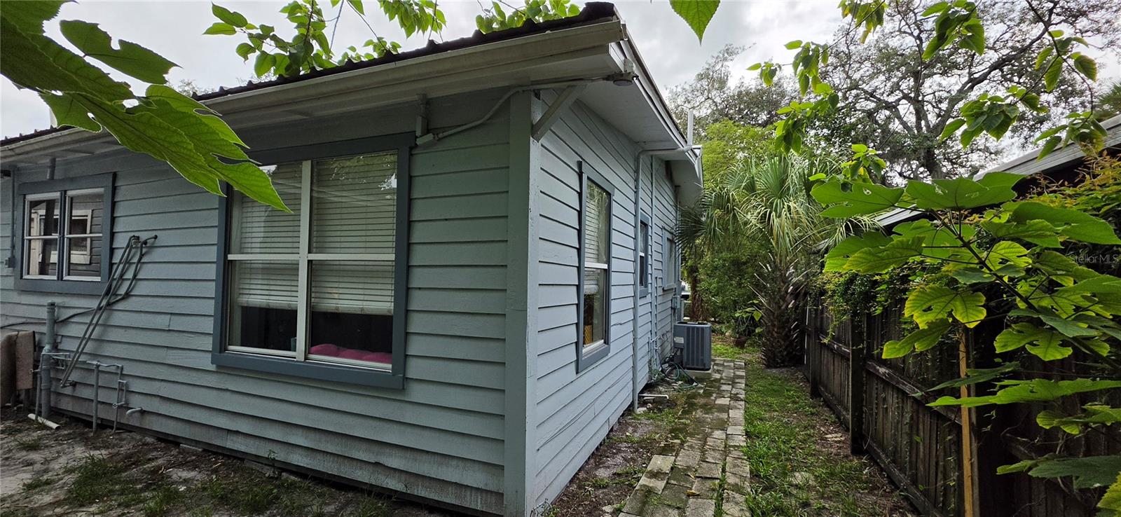 SULPHUR SPGS ADD - Residential Income