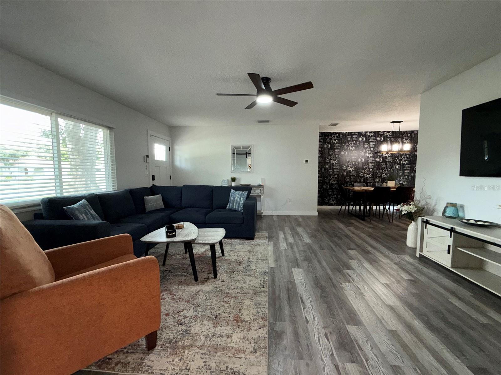 DE SOTO LAKES - Residential