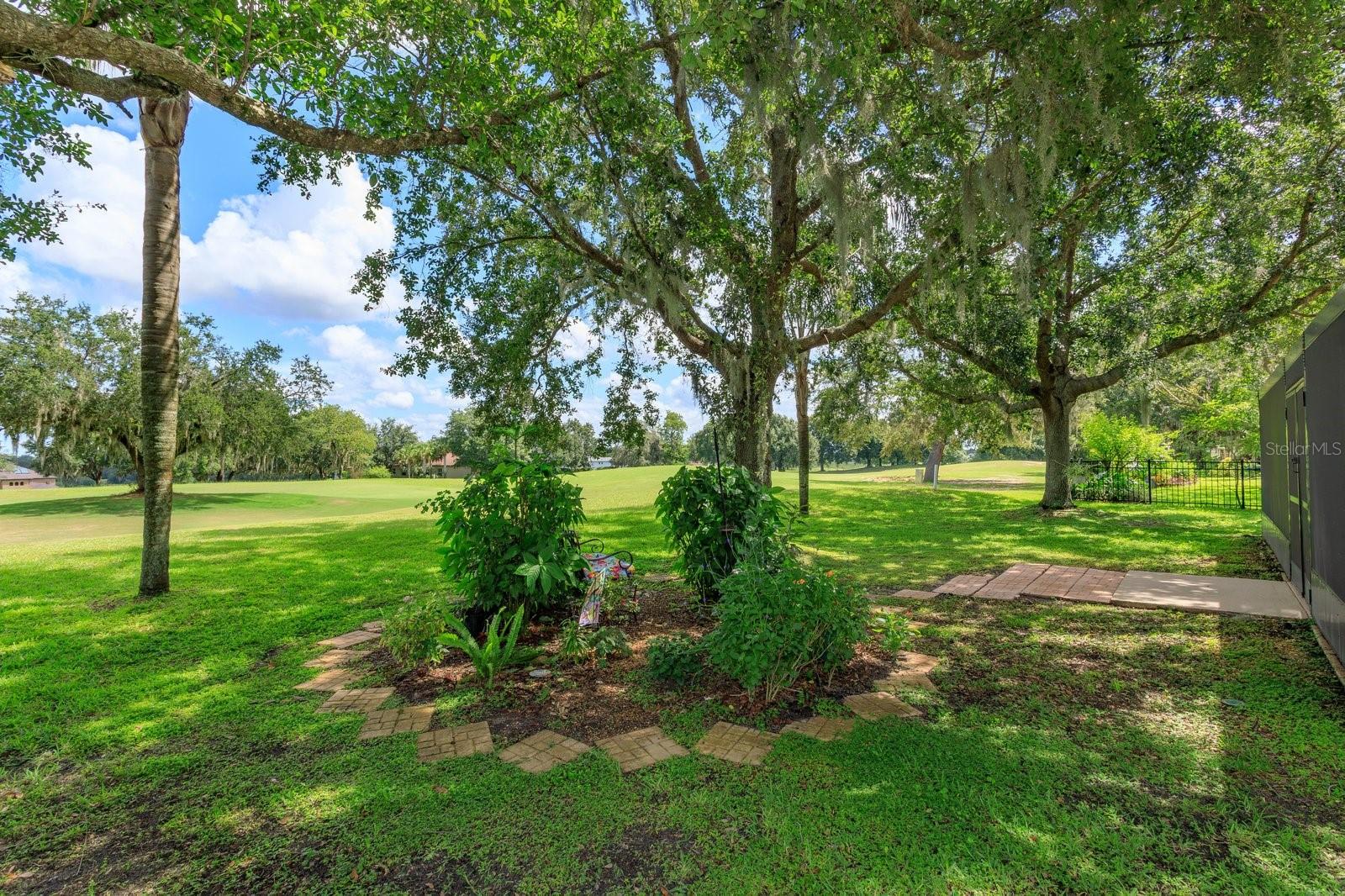 VILLAGE AT BLACK BEAR UNIT 02 LT 94 PB 51 - Residential